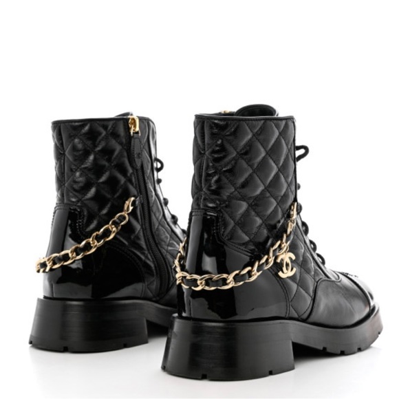 Authentic CHANEL new style combat boots with removable logo chain. 2 looks! - Picture 2 of 8